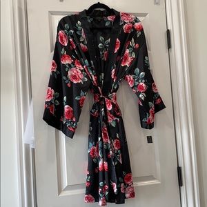 Thalia Sodi Intimates Valentine Flora Silk Robe